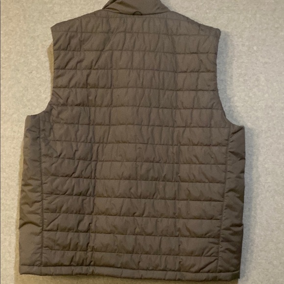 Lands' End Black Quilted Vest with Stand-Up Collar - Picture 5 of 8